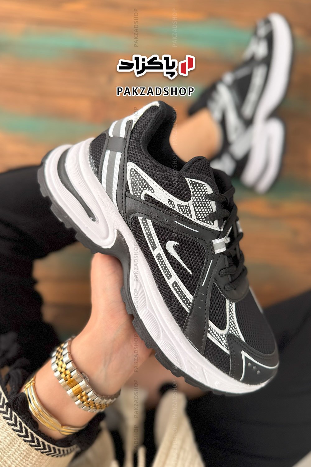 اسپرت نایک اتم میانه