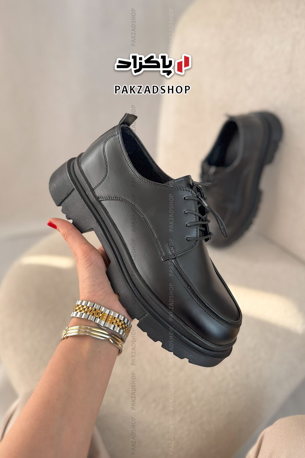 لوفر کلاسیک ساعتی بزرگ